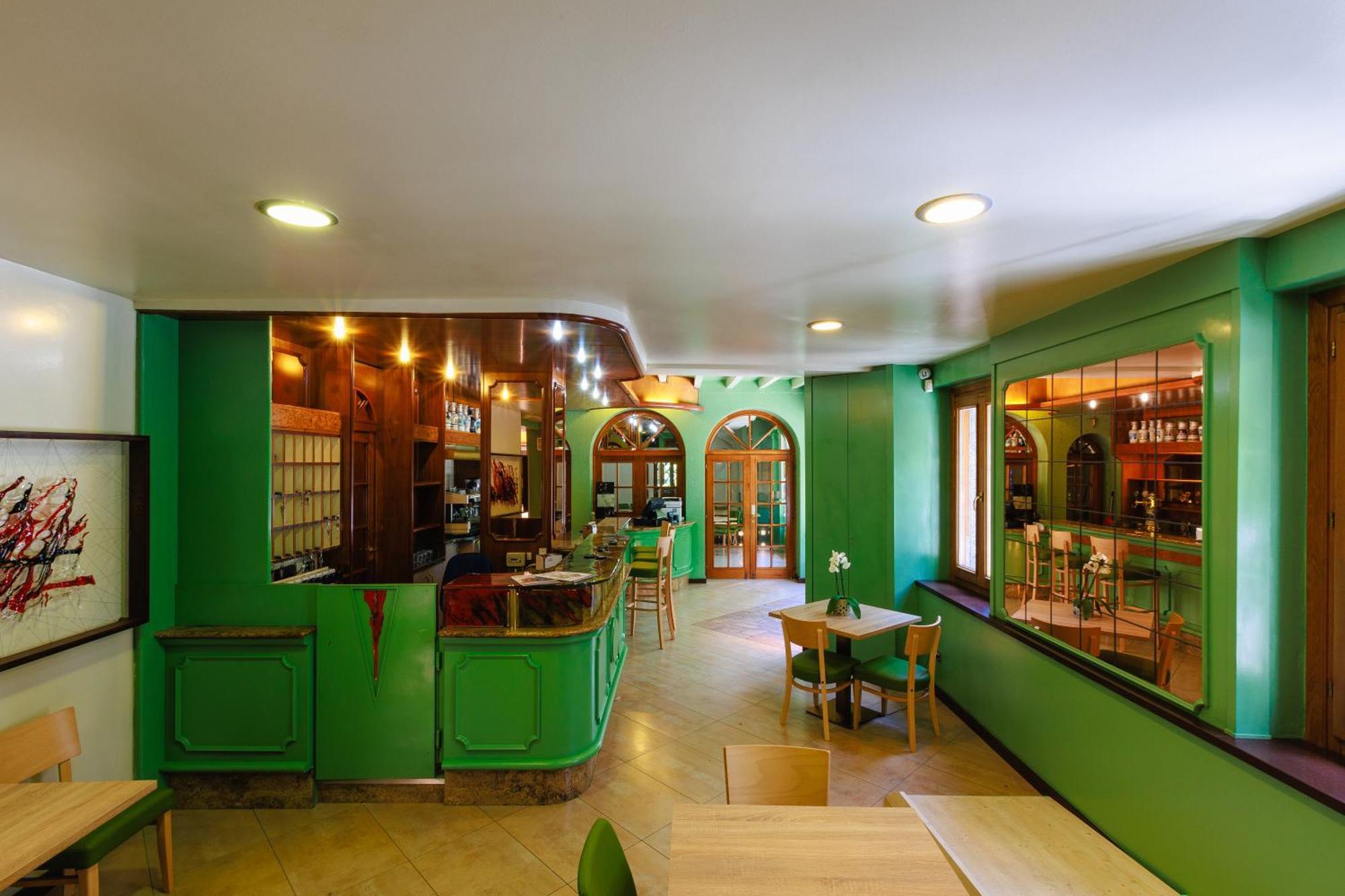 Botanique Hotel Vergani Fara Gera dʼAdda エクステリア 写真