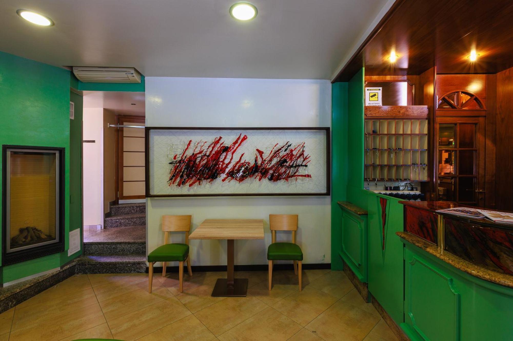 Botanique Hotel Vergani Fara Gera dʼAdda エクステリア 写真
