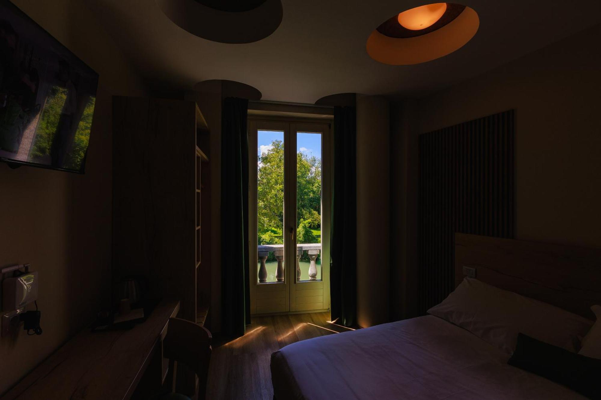 Botanique Hotel Vergani Fara Gera dʼAdda エクステリア 写真